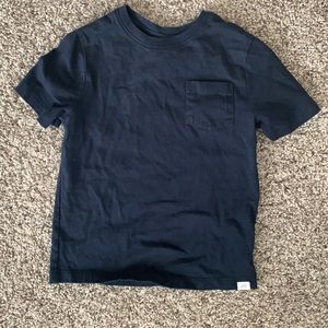Boys baby Gap blue T, size 4t